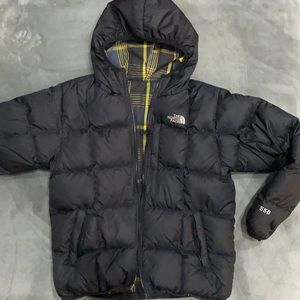 The North Face Reversible Down Filled Boys Size 14/16 Coat